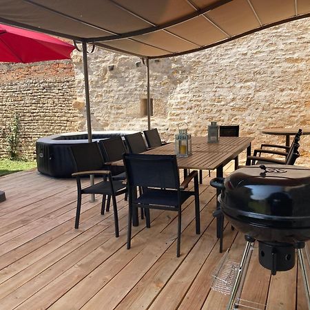 Le Presbytere - Touillon, Jacuzzi, 4 Chambres Pour 10 Buitenkant foto