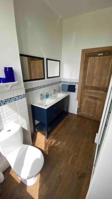 Le Presbytere - Touillon, Jacuzzi, 4 Chambres Pour 10 Buitenkant foto