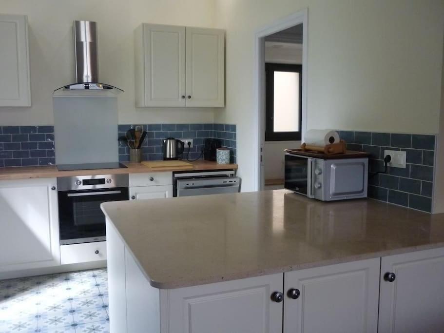 Le Presbytere - Touillon, Jacuzzi, 4 Chambres Pour 10 Buitenkant foto