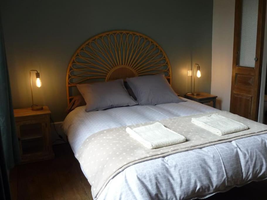 Le Presbytere - Touillon, Jacuzzi, 4 Chambres Pour 10 Buitenkant foto