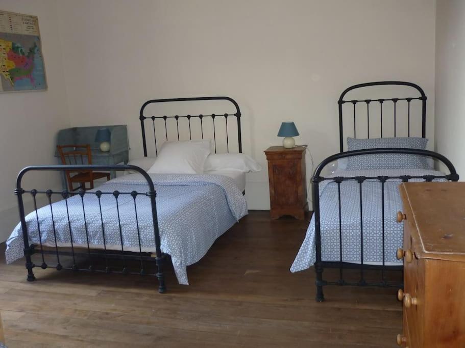 Le Presbytere - Touillon, Jacuzzi, 4 Chambres Pour 10 Buitenkant foto