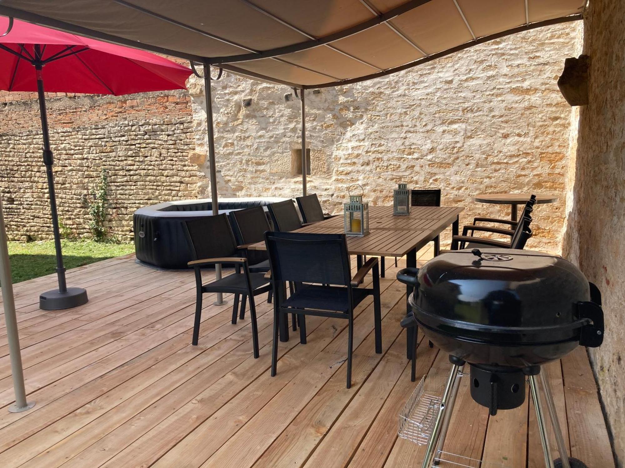 Le Presbytere - Touillon, Jacuzzi, 4 Chambres Pour 10 Buitenkant foto